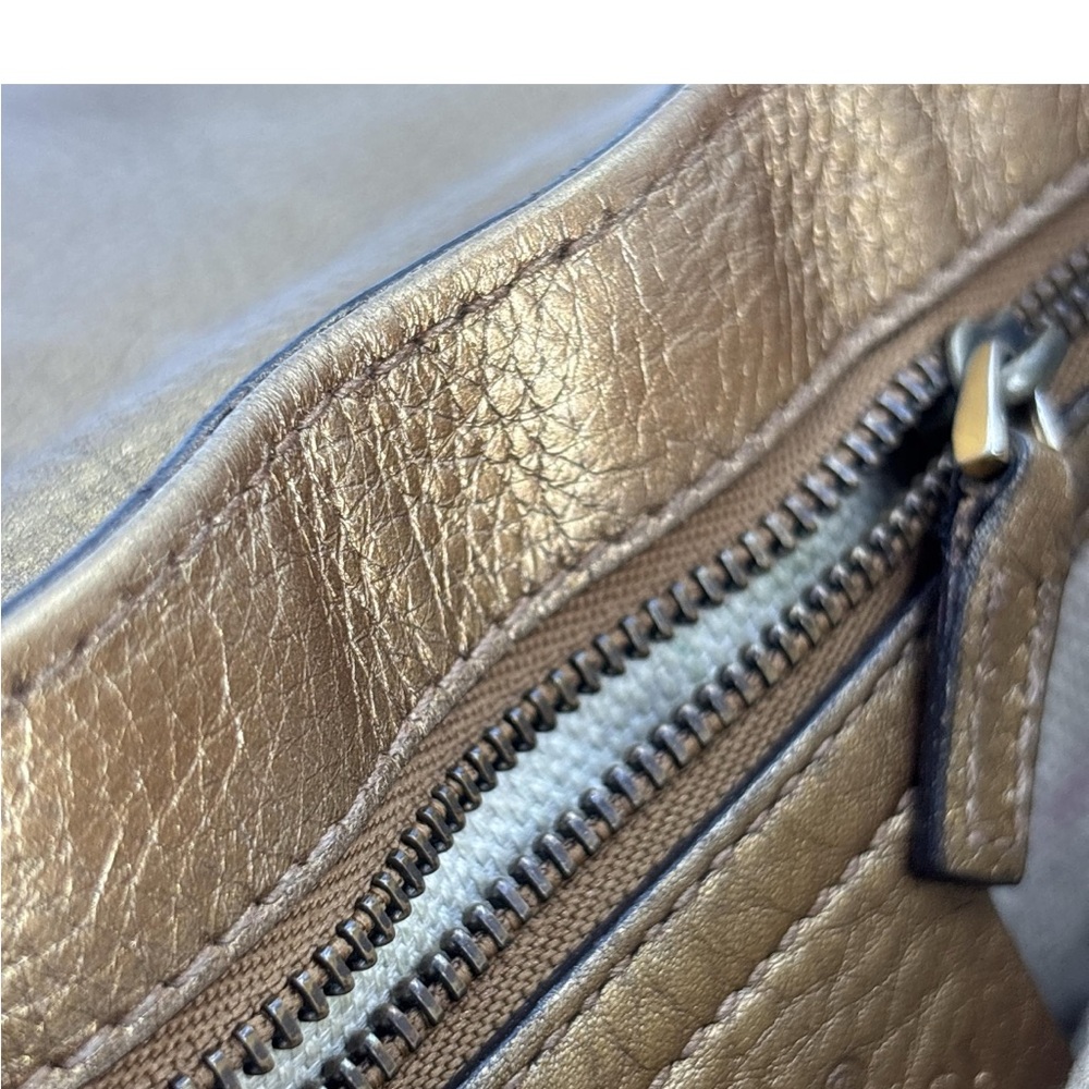 Authentic Gucci Metallic Gold Soho Chain Flap Bag Shoulder Crossbody - Picture 12 of 16